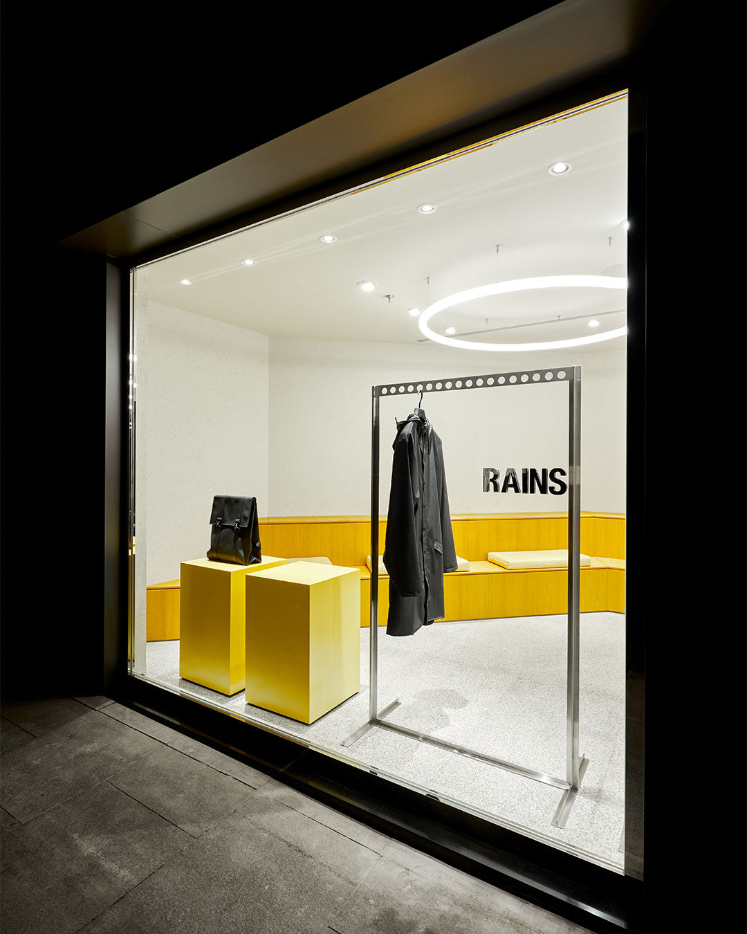 src_rains-dk_MediaImage_47276204065115