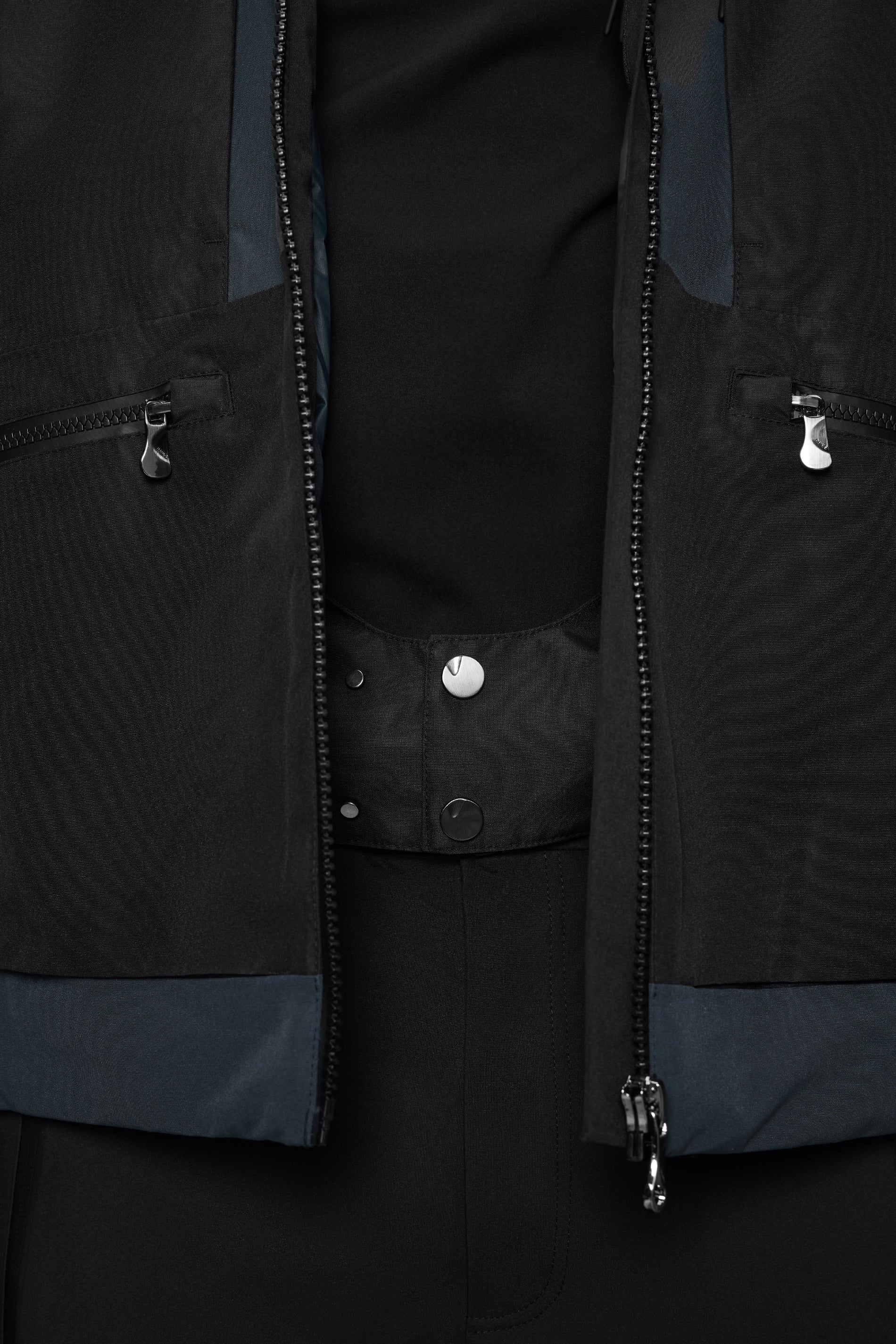 RAINS Niseko Ski Jacket Black Onyx Jacket