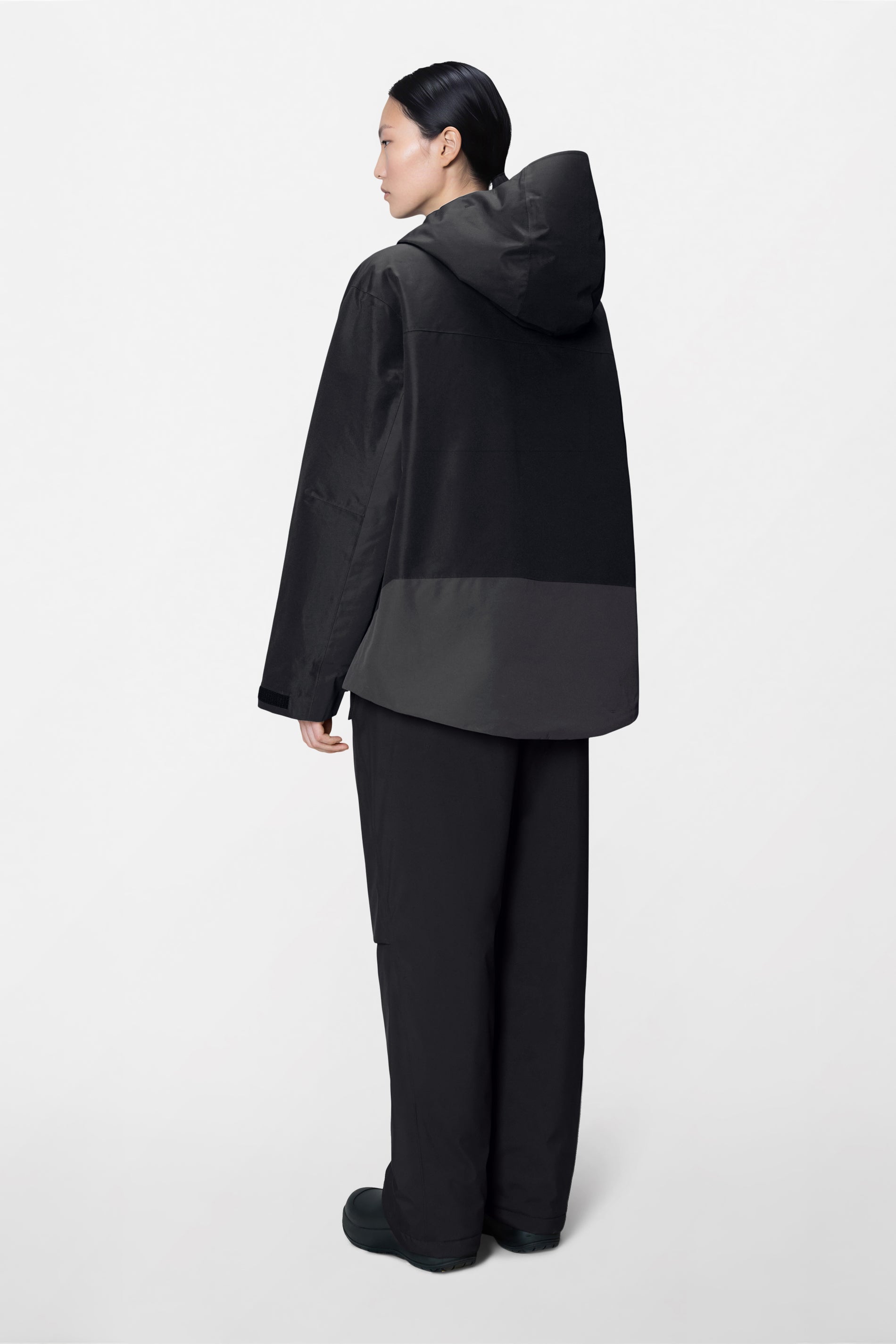 RAINS Niseko Ski Jacket Black Onyx Jacket