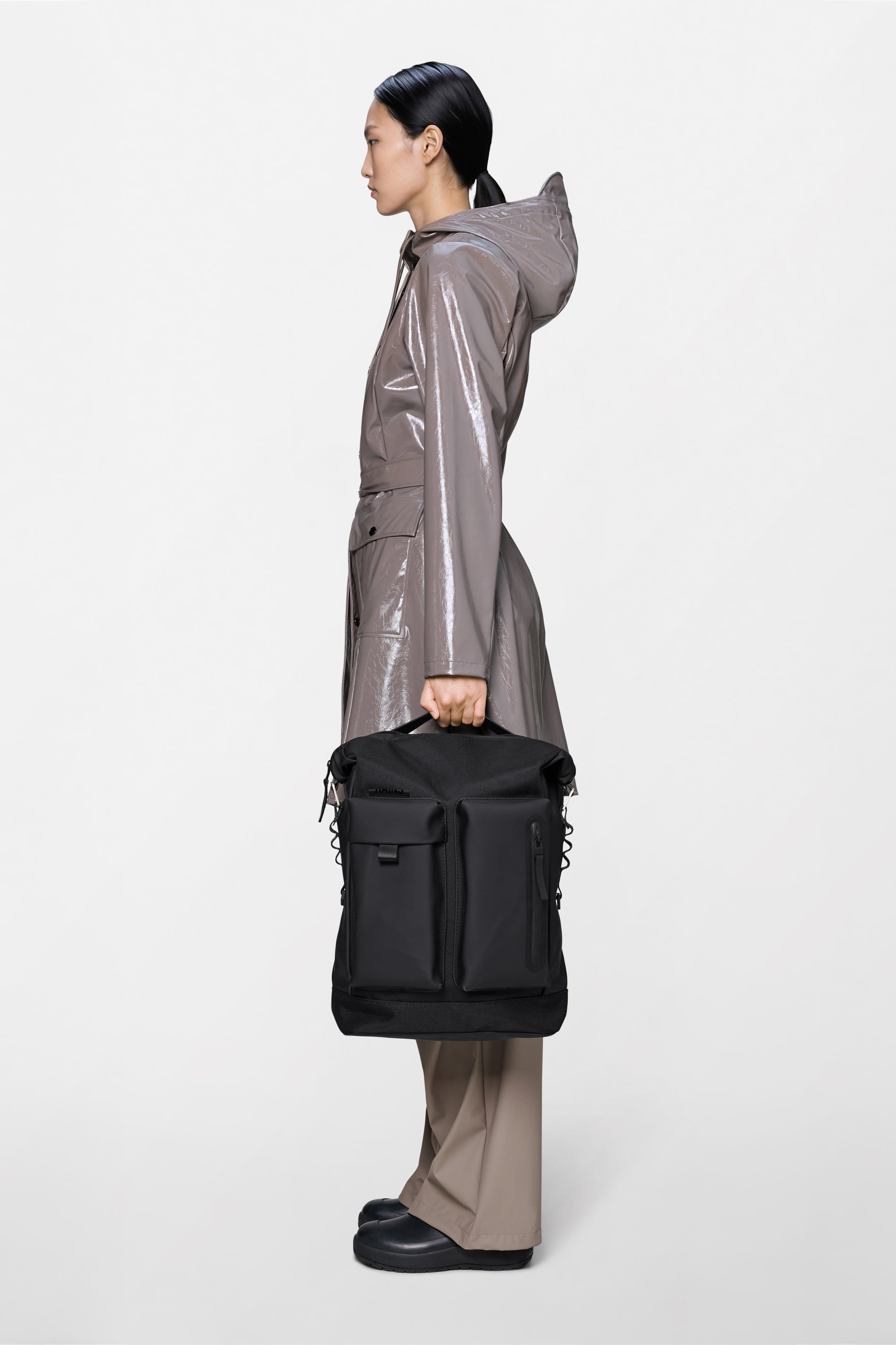 RAINS Otaru Backpack Black 18.50L H42 x D14 x W30 cm Backpack