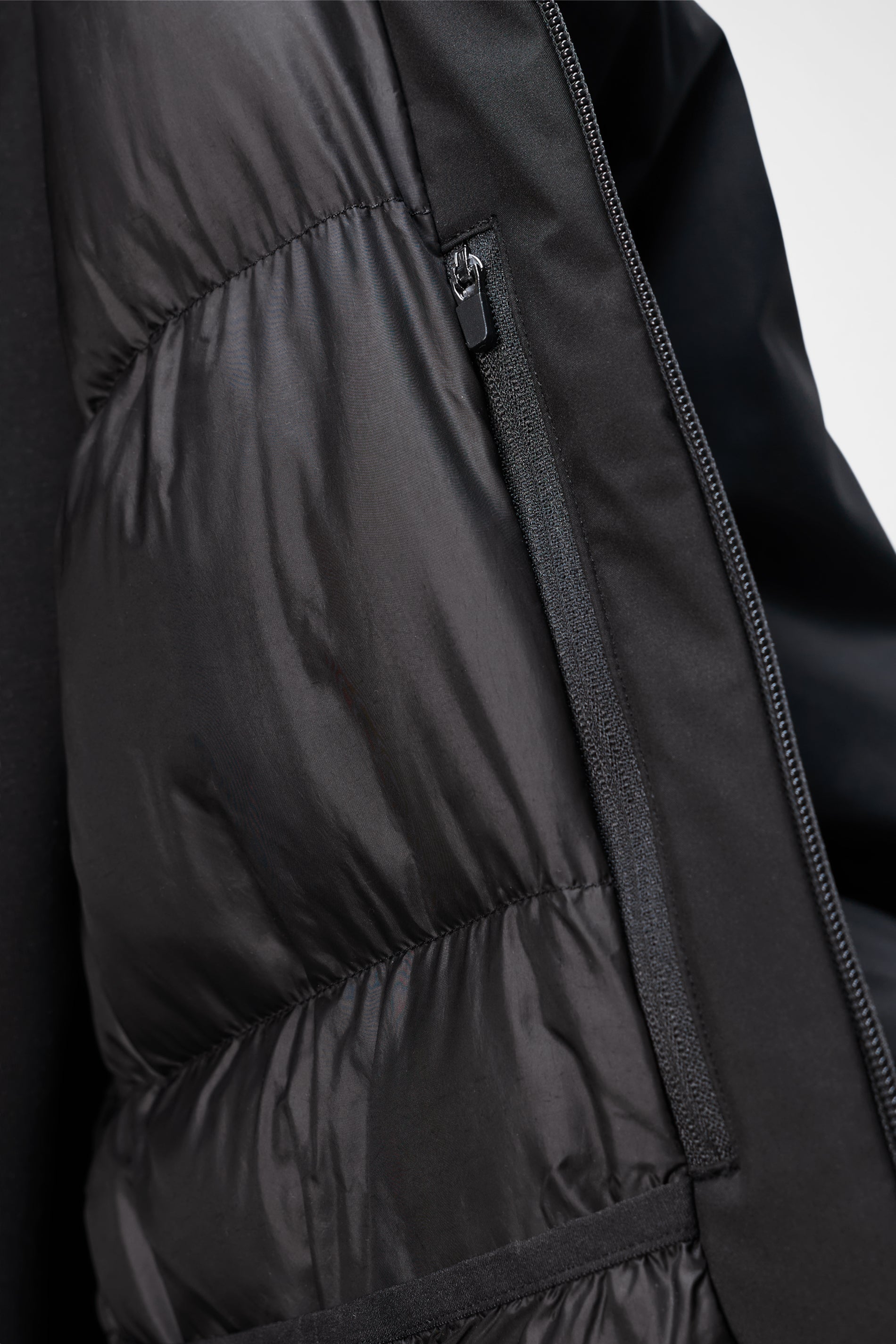 RAINS Sarna Puffer Jacket Black Jacket