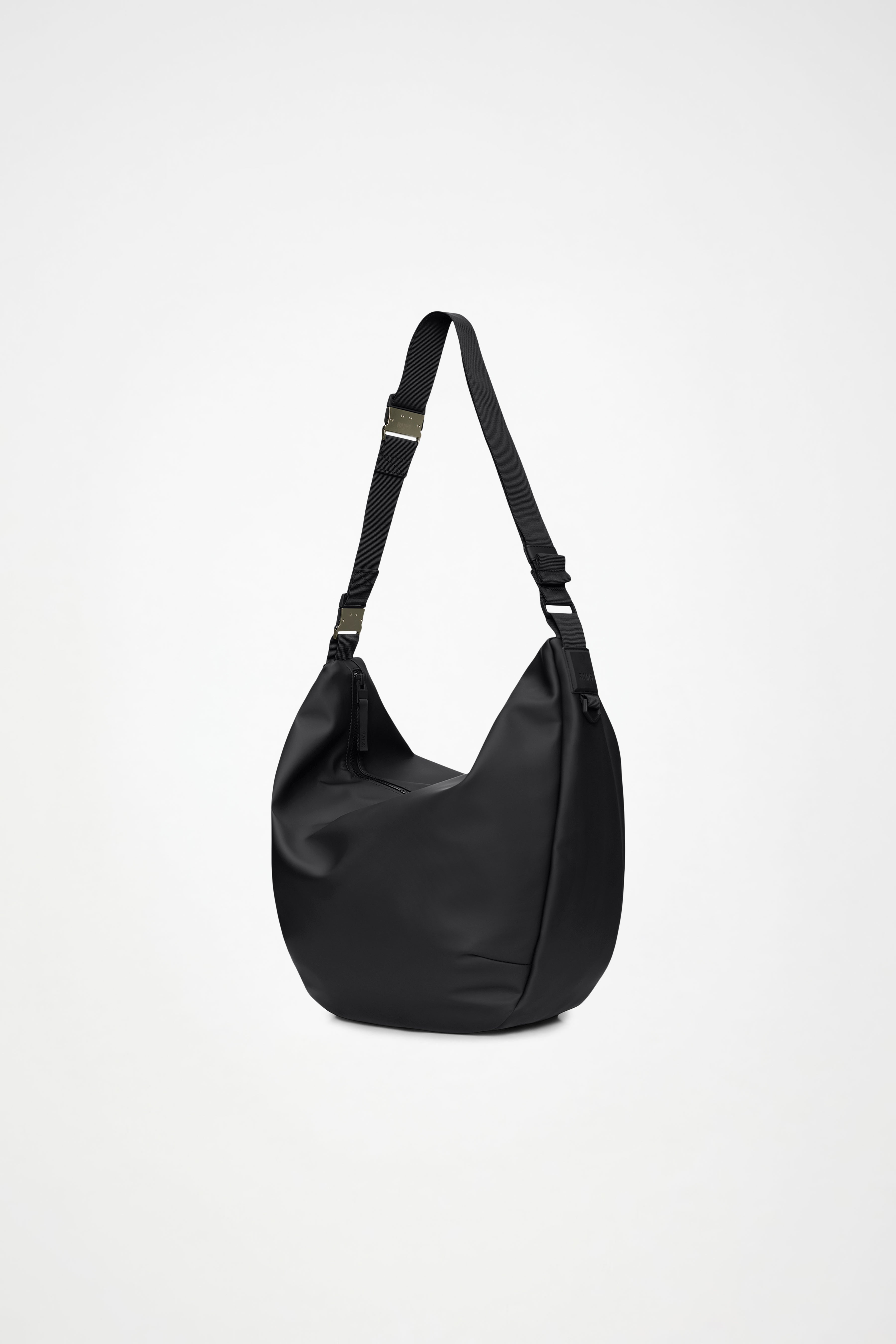 RAINS Valera Shoulder Bag Large Black 22L H40 x D13 x W54 cm Crossbody